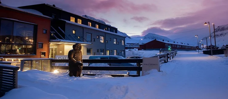 Taj Mahal Tour Package with Svalbard - 12 Days / 11 Nights
